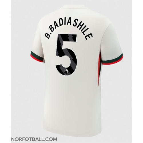 Billige Fotballdrakt Chelsea Benoit Badiashile #5 Replika Bortedrakt 2025-26 Kortermet Billige Fotballdrakt Chelsea Benoit Badiashile #5 Replika Bortedrakt 2025-26 Kortermet